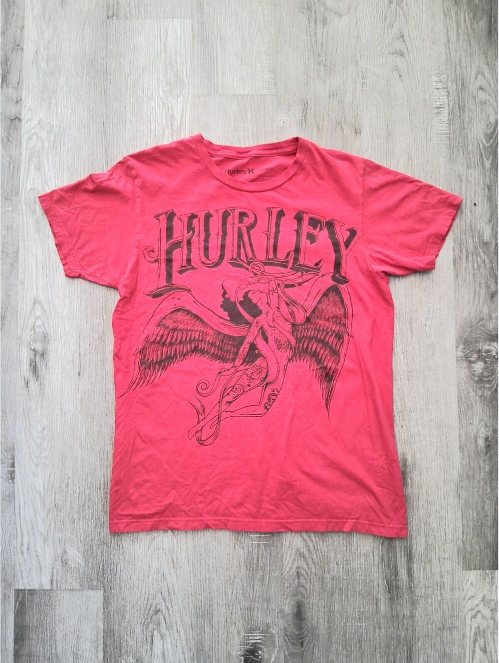 Hurley Men's Medium Red Graphic Angel Tattoo Skater Surf Y2K Crew Neck T-Shirt